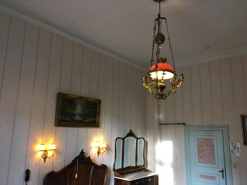 Chateau Bleu Hotel Trooz ภายนอก รูปภาพ